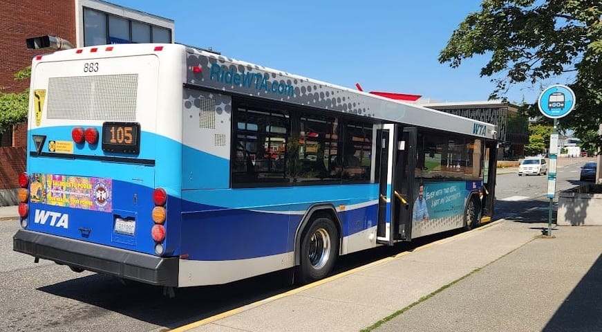 A Route 105 bus along the Blue GO Line on the campus of Western Washington University at Haggard Hall.